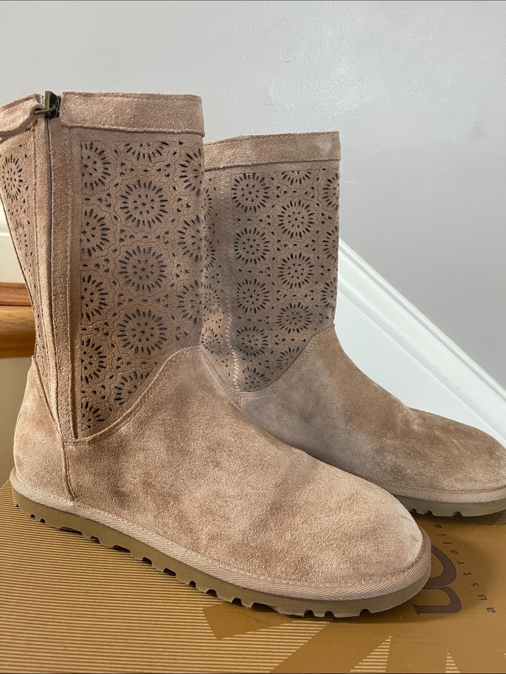 NEW UGG Taupe Suede Laser-Cut Ankle Boots Lo Pro Short Perf